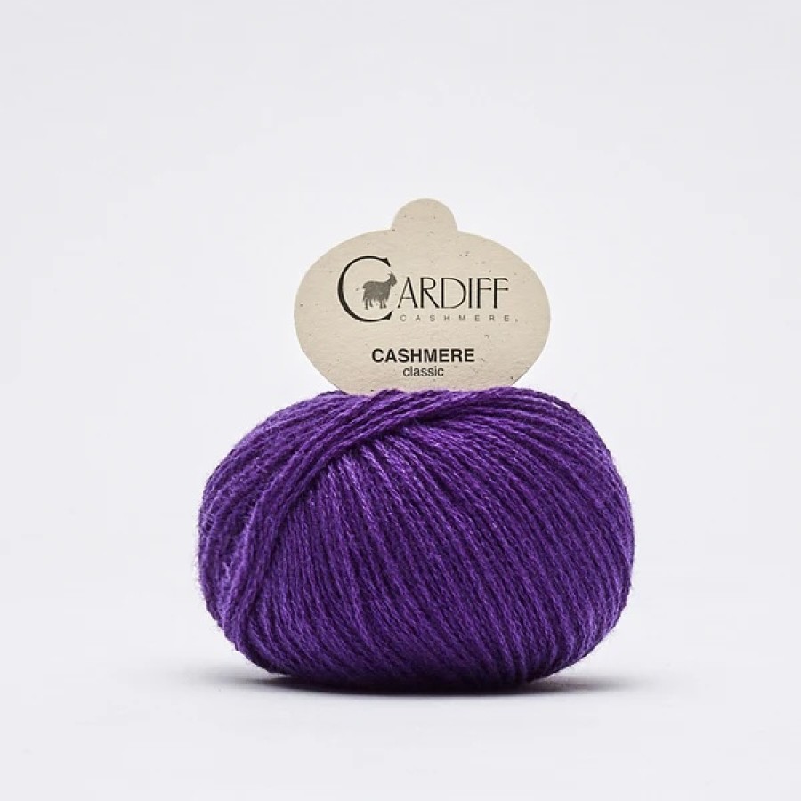 Cardiff Cashmere Classic - 583 Matador Cassis